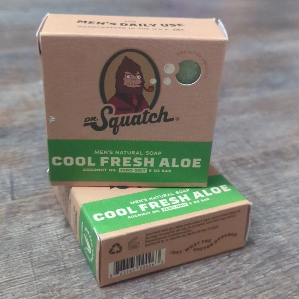 DR SQUATCH 2 Cool Fresh Aloe Men's All Natural Soap